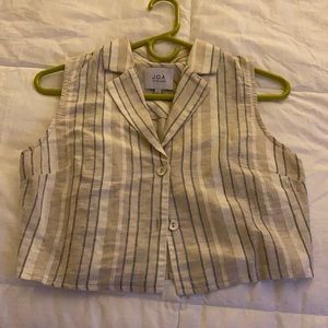 JOA cropped button down